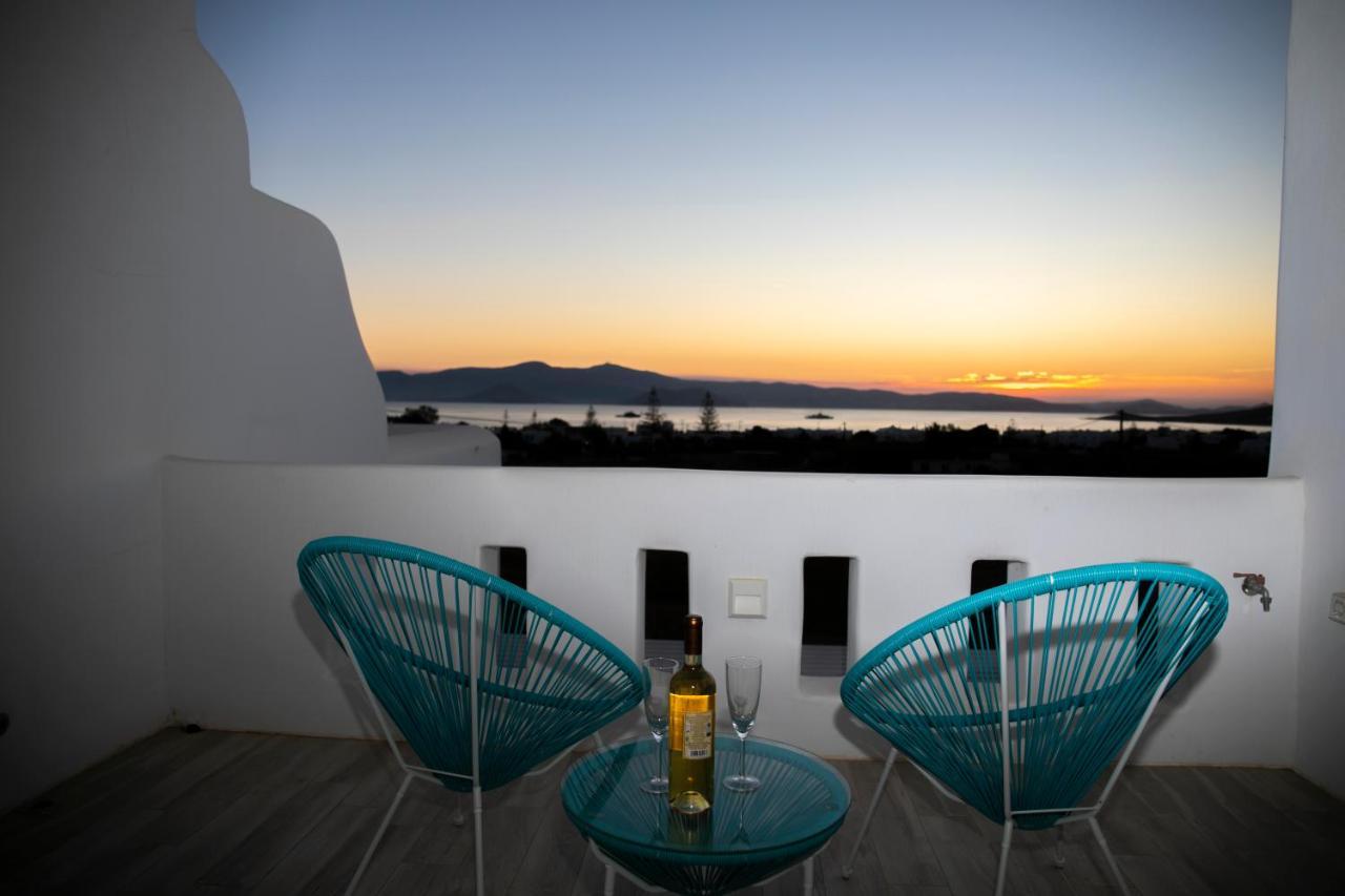 White Nadora Naxos Villa Agia Anna  エクステリア 写真